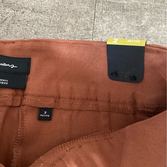 Reitmans Iconic Straight Leg Pant - Size 2 Petite - Picture 2 of 6